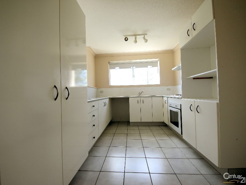 9/156 Surf Parade, Broadbeach QLD 4218