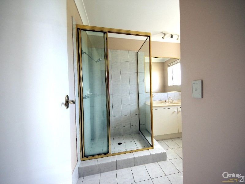 9/156 Surf Parade, Broadbeach QLD 4218