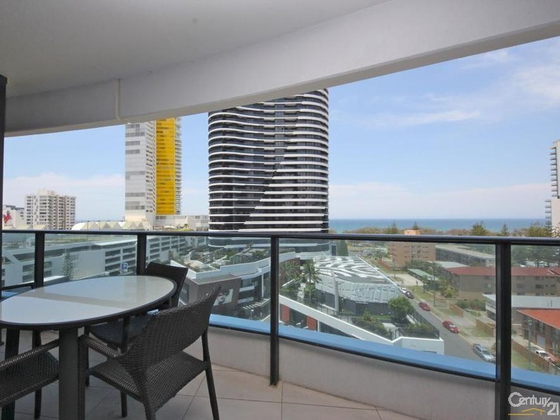 21 Elizabeth Avenue, Broadbeach QLD 4218