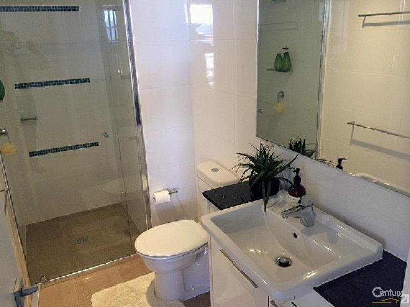 22 Surf Parade, Broadbeach QLD 4218