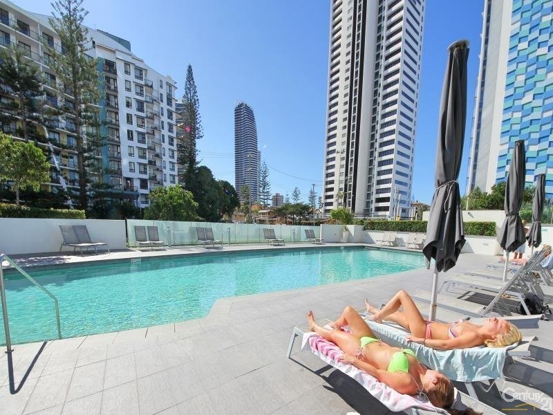 22 Surf Parade, Broadbeach QLD 4218