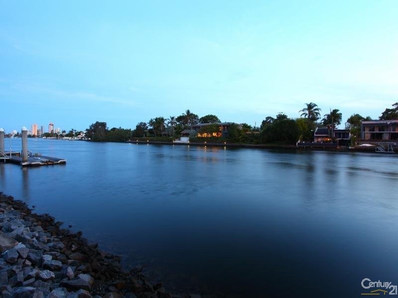 Lot 2/3 La Spezia Court, Isle Of Capri QLD 4217