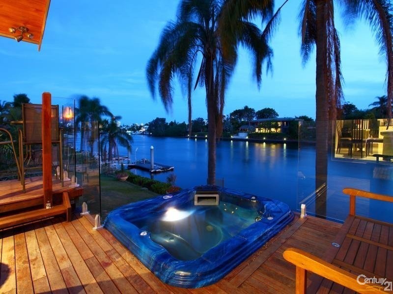 Lot 2/3 La Spezia Court, Isle Of Capri QLD 4217