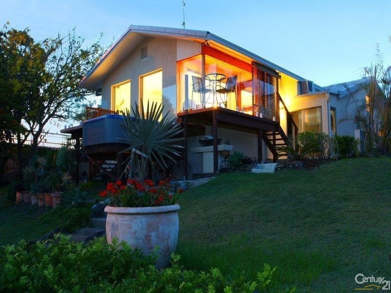 Lot 2/3 La Spezia Court, Isle Of Capri QLD 4217