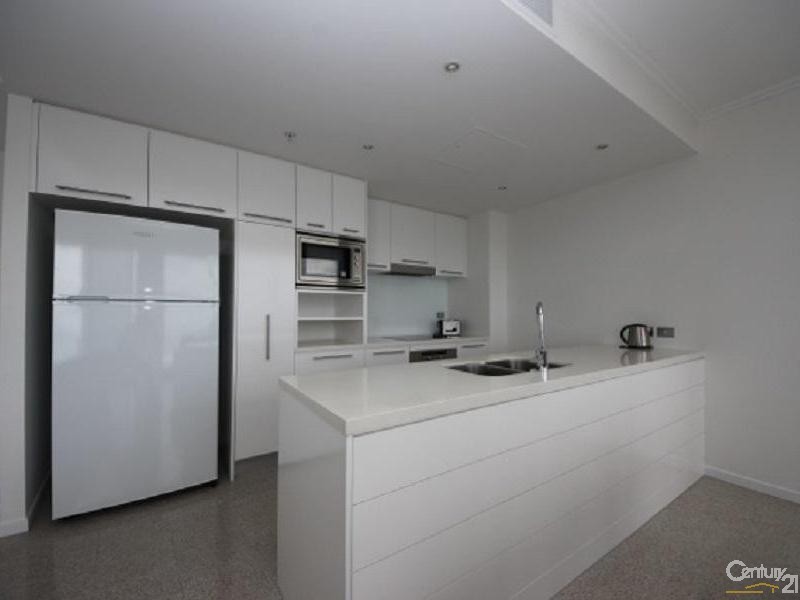 26/173 Old Burleigh Road, Broadbeach QLD 4218