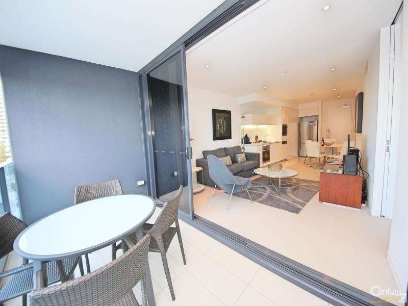 1 Oracle Blvd, Broadbeach QLD 4218