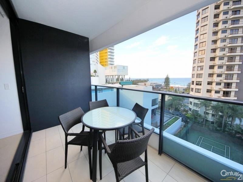 1 Oracle Blvd, Broadbeach QLD 4218