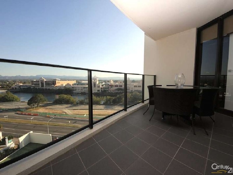 22 Surf Parade, Broadbeach QLD 4218