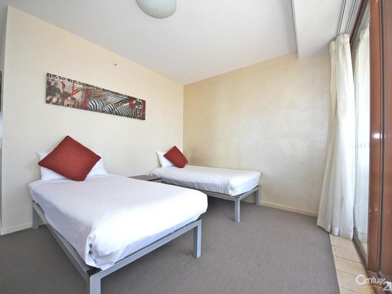 1012/42 Surf Parade, Broadbeach QLD 4218