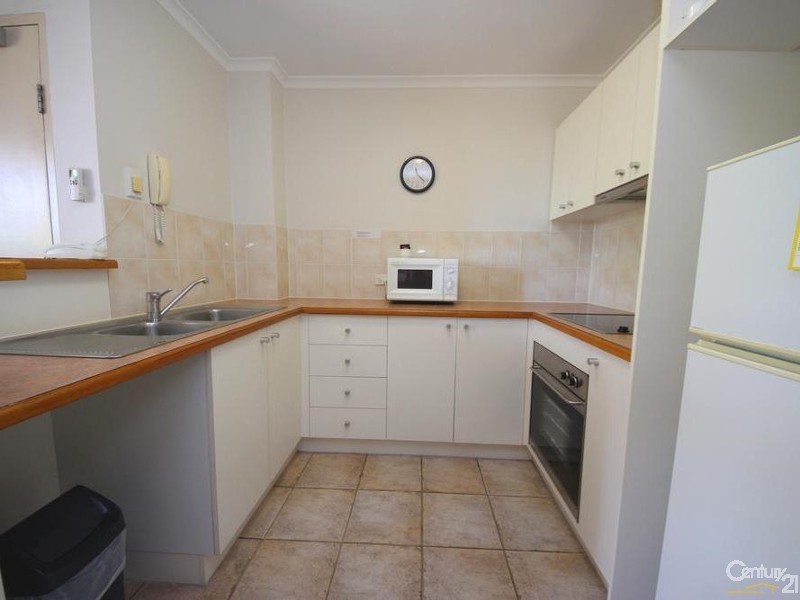 10 2607 Gold Coast highway, Mermaid Beach QLD 4218