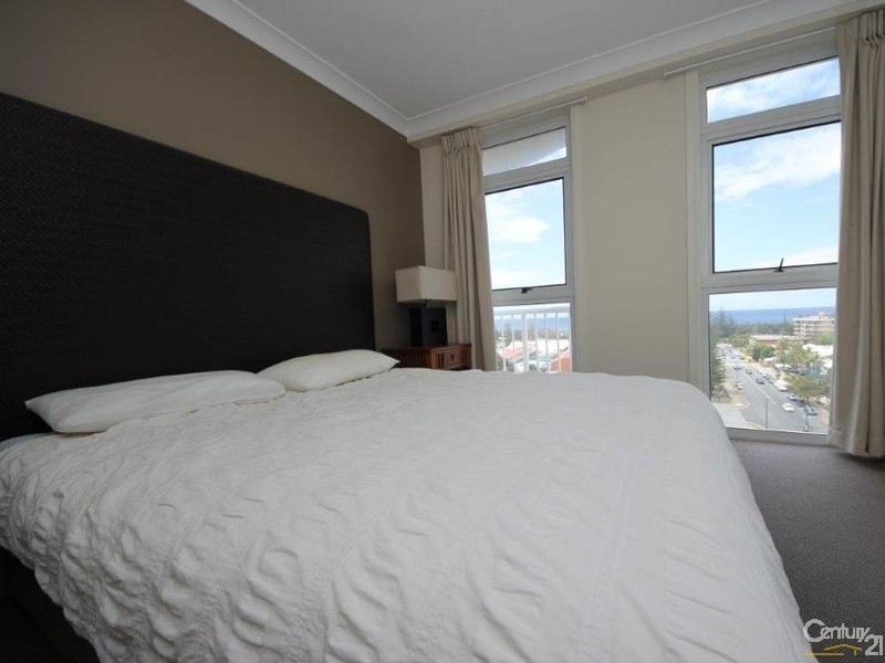 1096/2633 Gold Coast Highway, Broadbeach QLD 4218