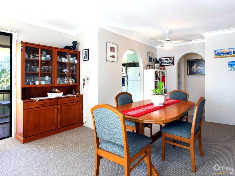 6/118 Surf Parade, Broadbeach QLD 4218