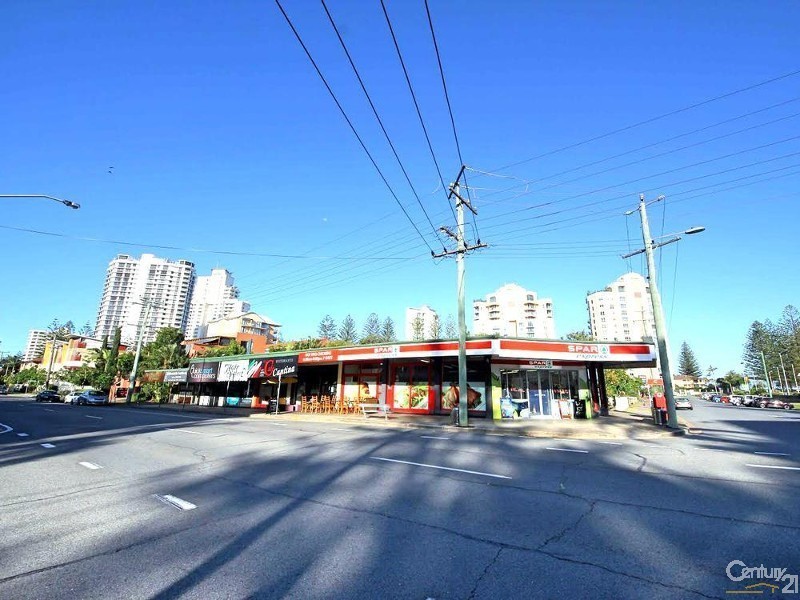 31 Armrick Avenue, Broadbeach QLD 4218