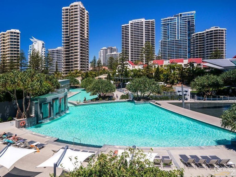 9 Hamilton Avenue, Surfers Paradise QLD 4217