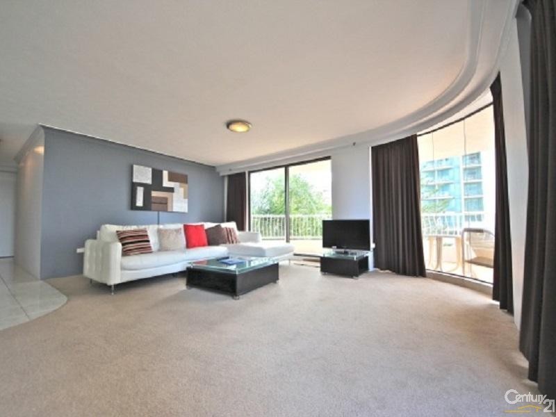 30 Laycock St, Surfers Paradise QLD 4217