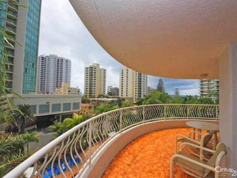 30 Laycock St, Surfers Paradise QLD 4217