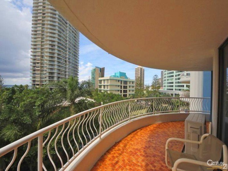 30 Laycock St, Surfers Paradise QLD 4217