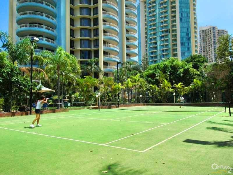 30 Laycock St, Surfers Paradise QLD 4217