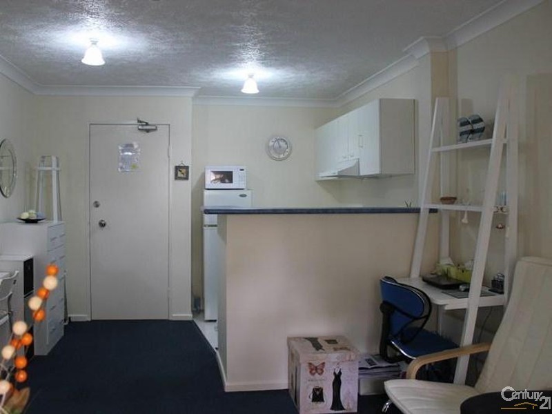 43 Cypress Avenue, Surfers Paradise QLD 4217
