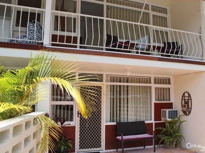 4/30 Leonard Avenue, Surfers Paradise QLD 4217