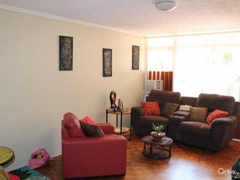 4/30 Leonard Avenue, Surfers Paradise QLD 4217