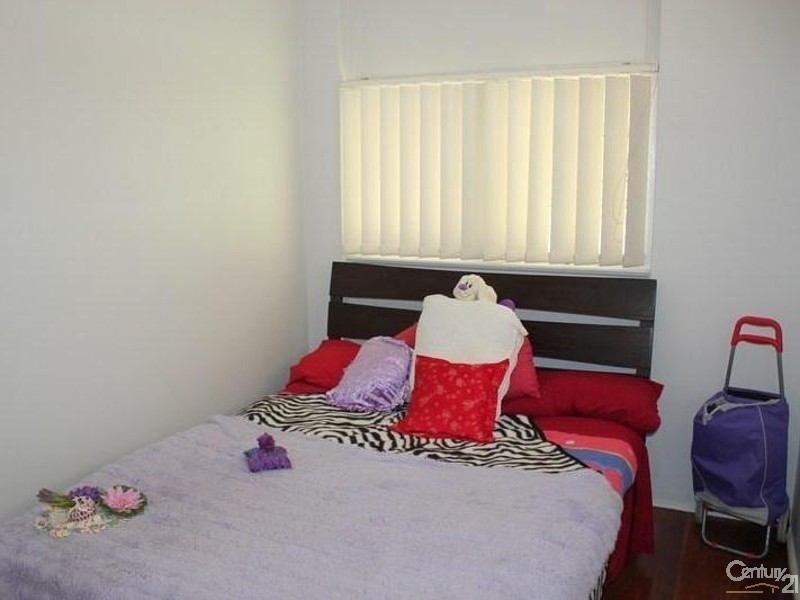 4/30 Leonard Avenue, Surfers Paradise QLD 4217