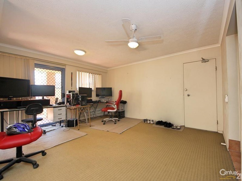 4 Monte Carlo Ave, Broadbeach QLD 4218