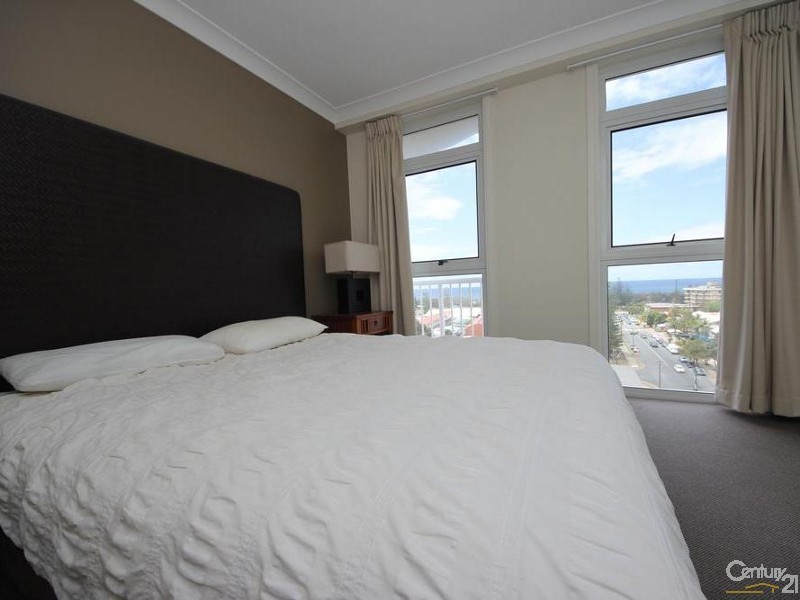 1096/2633 Gold Coast Highway, Broadbeach QLD 4218