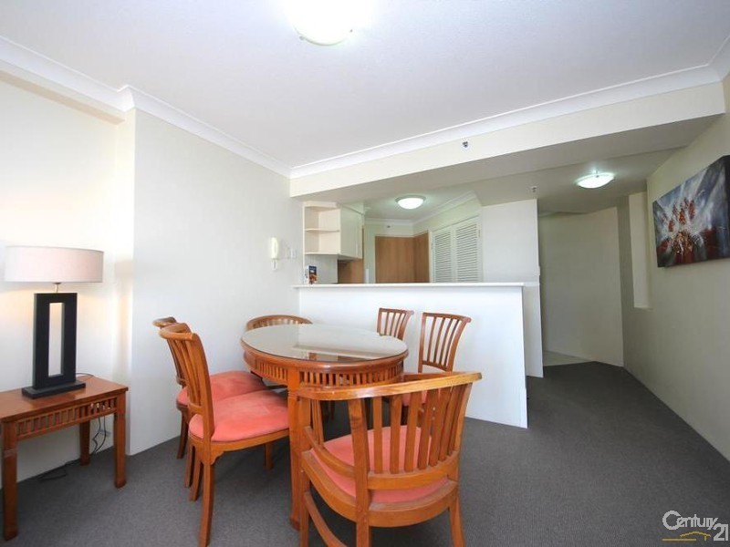 1096/2633 Gold Coast Highway, Broadbeach QLD 4218