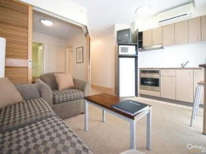 304/41 Surf Parade, Broadbeach QLD 4218