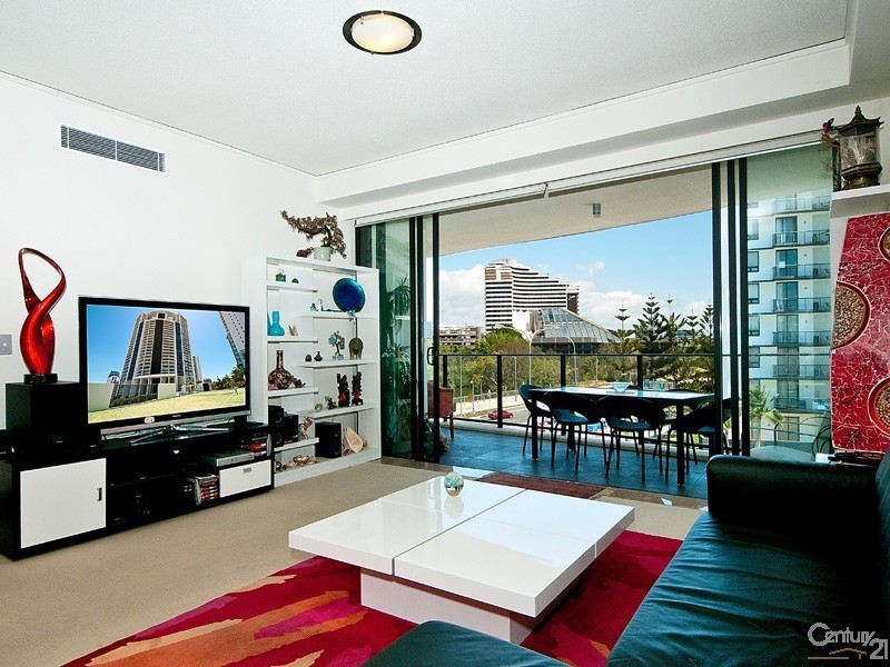401/22 Surf Parade, Broadbeach QLD 4218