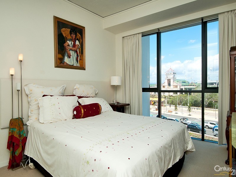 401/22 Surf Parade, Broadbeach QLD 4218