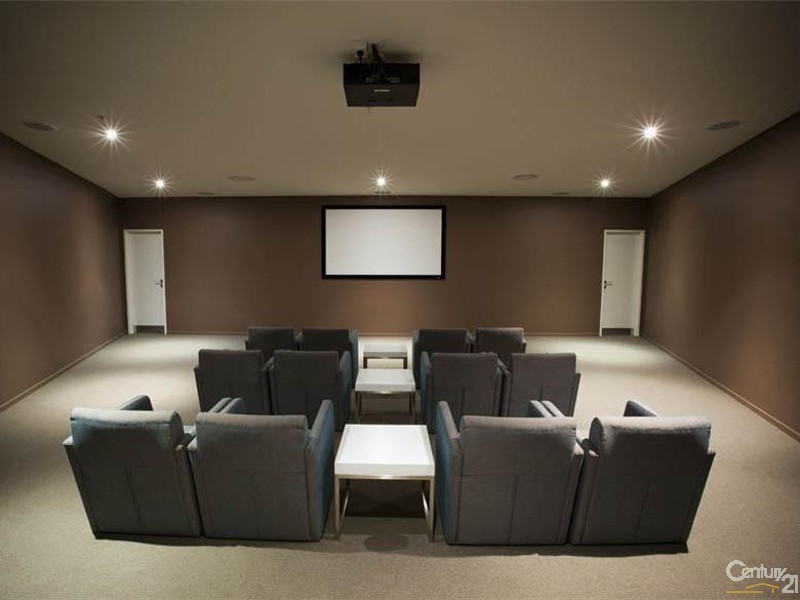 2501/22 Surf Parade, Broadbeach QLD 4218