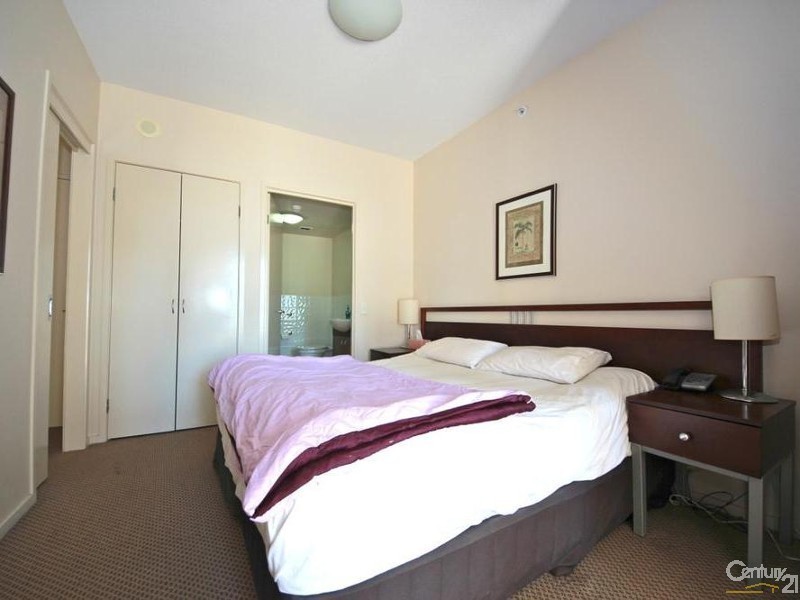 1201/42 Surf Parade, Broadbeach QLD 4218