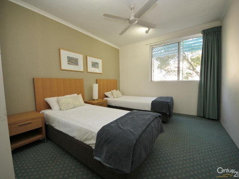 136/10 Alexandra Avenue, Mermaid Beach QLD 4218