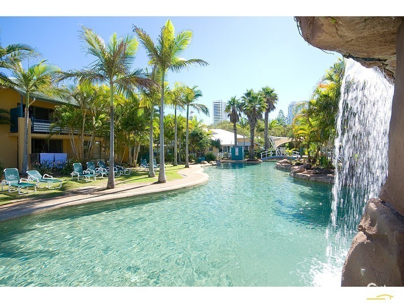 136/10 Alexandra Avenue, Mermaid Beach QLD 4218