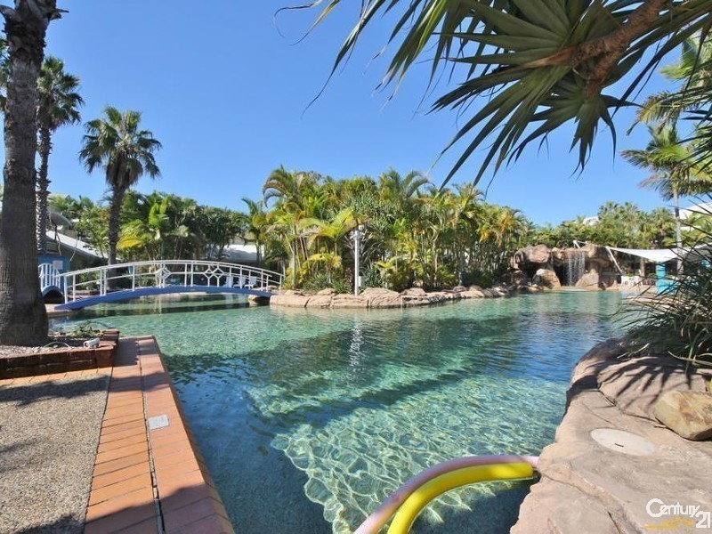 136/10 Alexandra Avenue, Mermaid Beach QLD 4218