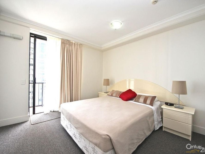 810/30 Surf Parade, Broadbeach QLD 4218