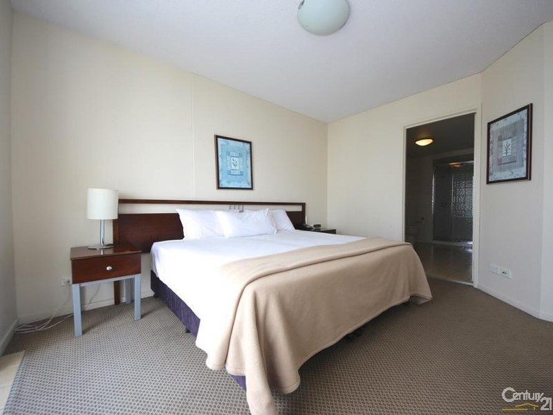 42 Surf Parade, Broadbeach QLD 4218