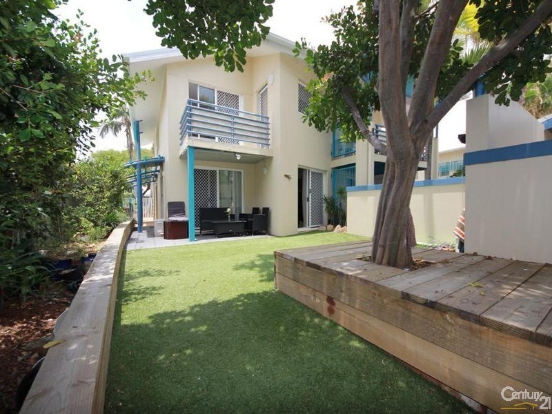 1/10 Alexandra Avenue, Mermaid Beach QLD 4218