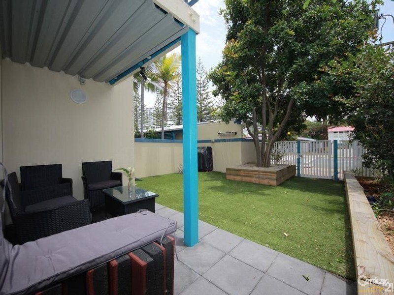 1/10 Alexandra Avenue, Mermaid Beach QLD 4218