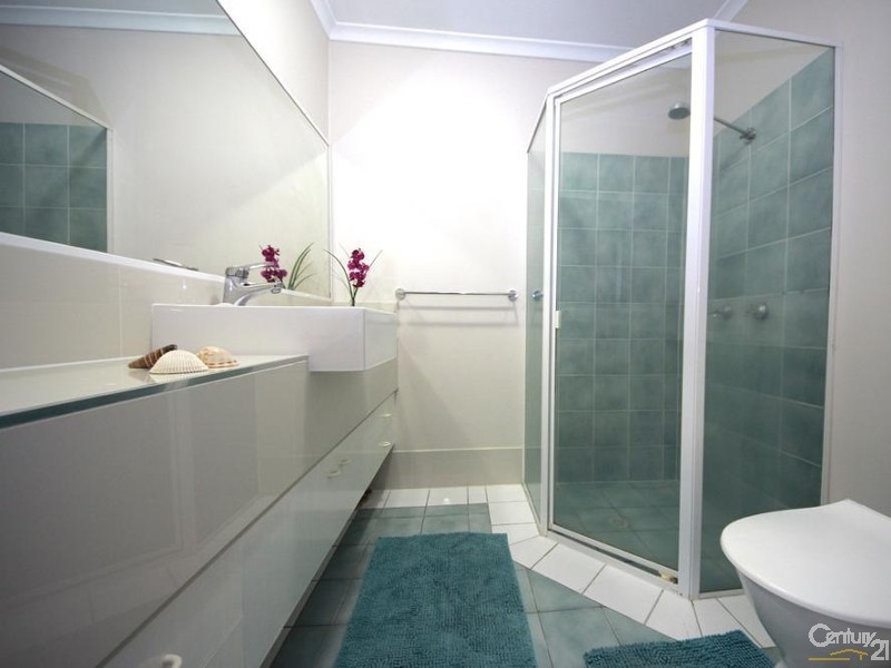 1/10 Alexandra Avenue, Mermaid Beach QLD 4218