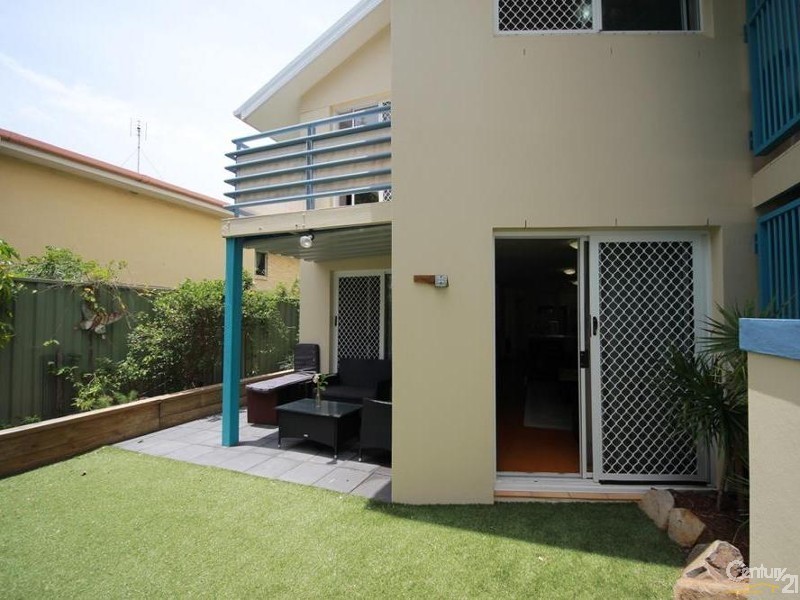 1/10 Alexandra Avenue, Mermaid Beach QLD 4218