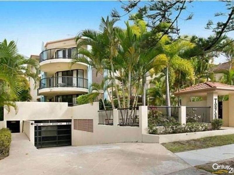 2/22 First Avenue, Broadbeach QLD 4218