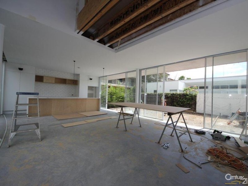 Mermaid Beach QLD 4218