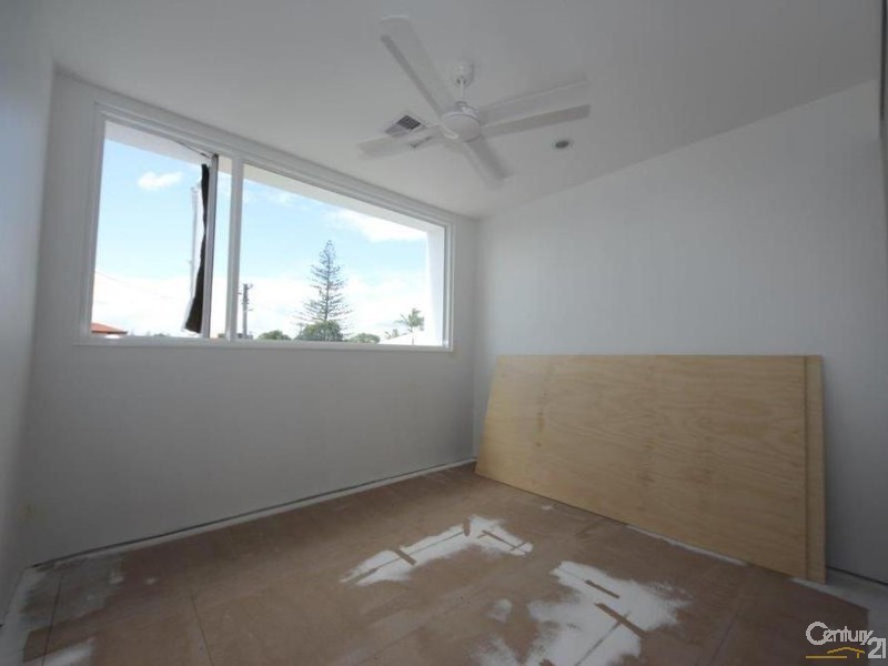 Mermaid Beach QLD 4218