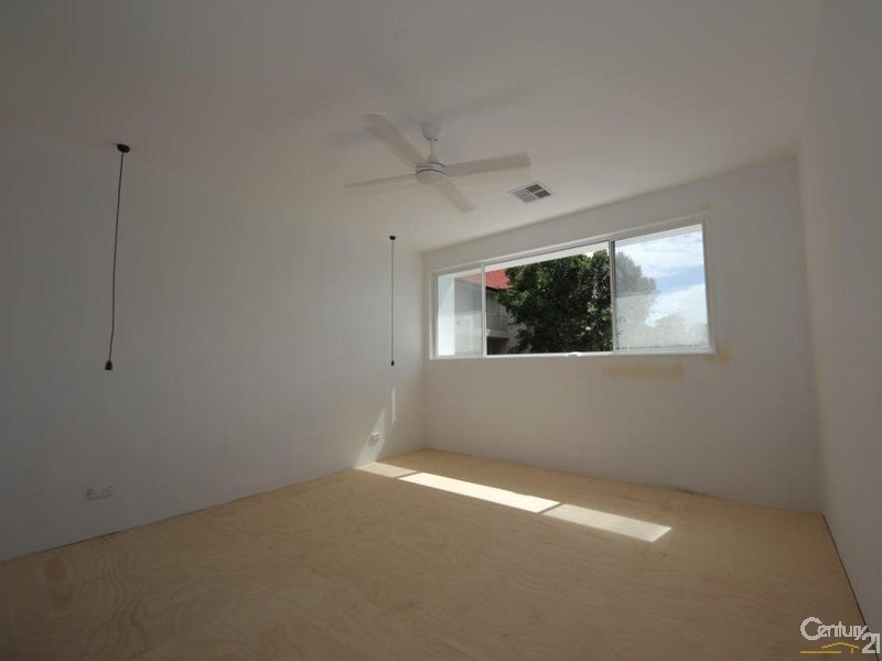 Mermaid Beach QLD 4218