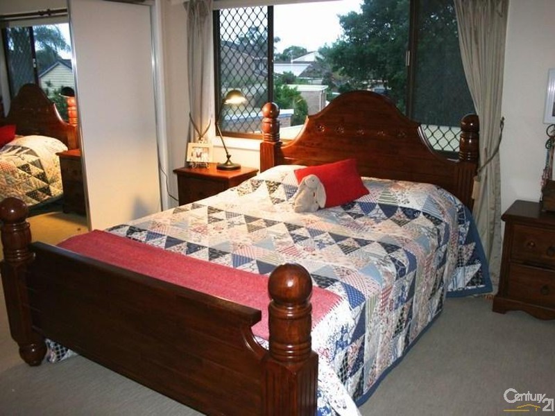 105 Christine Avenue, Burleigh Waters QLD 4220