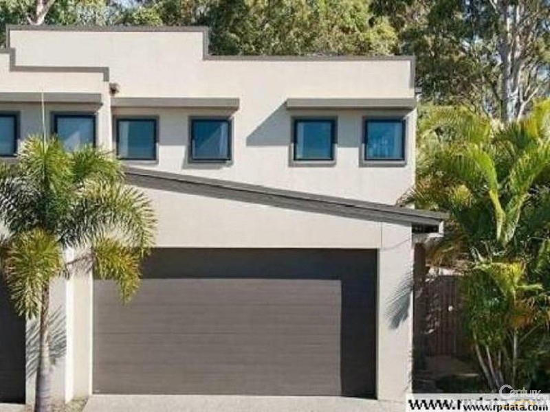 2/7 Dine Crt, Upper Coomera QLD 4209