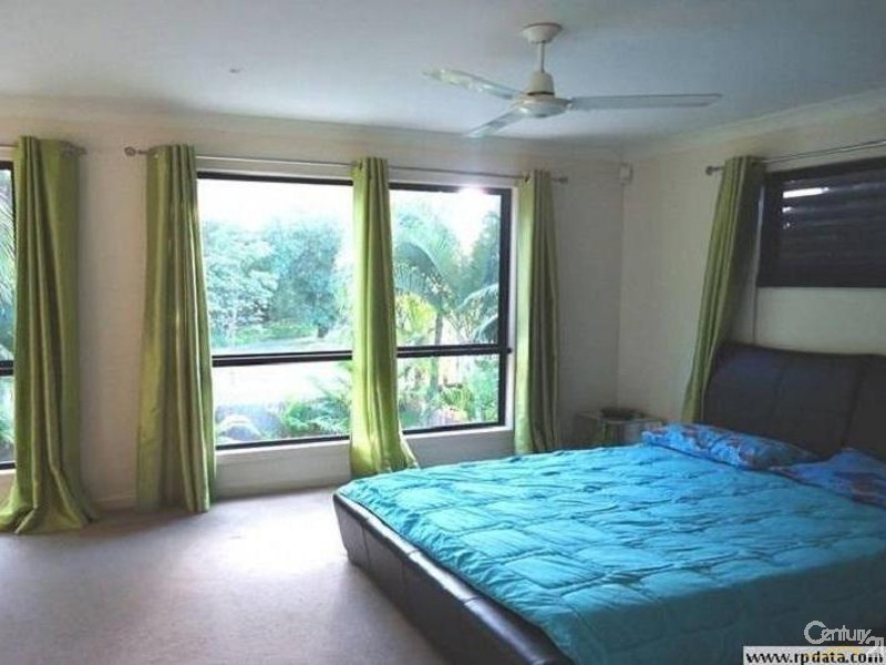 2/7 Dine Crt, Upper Coomera QLD 4209